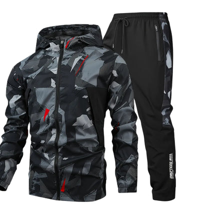 Sportliches Set für Herren mit Langarm-Oberteil und langer Hose
