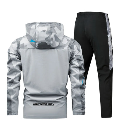 Sportliches Set für Herren mit Langarm-Oberteil und langer Hose