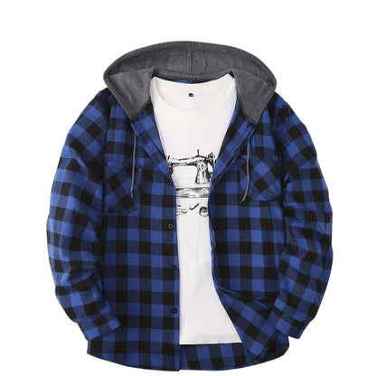 Sportlicher Kapuzenpullover für Herren mit Karomuster und Knopfleiste