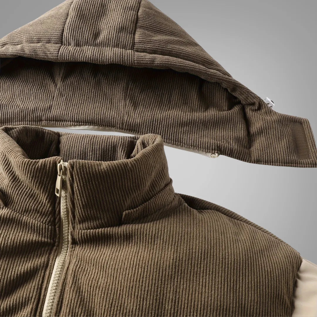 Gefütterte Winterjacke für Herren mit abnehmbarer Kapuze