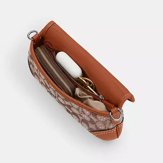 26 Jacquard Bag