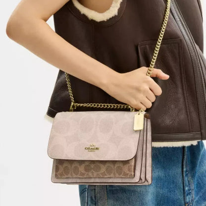 Klare Crossbody Bag In Signature Canvas - Rovenze