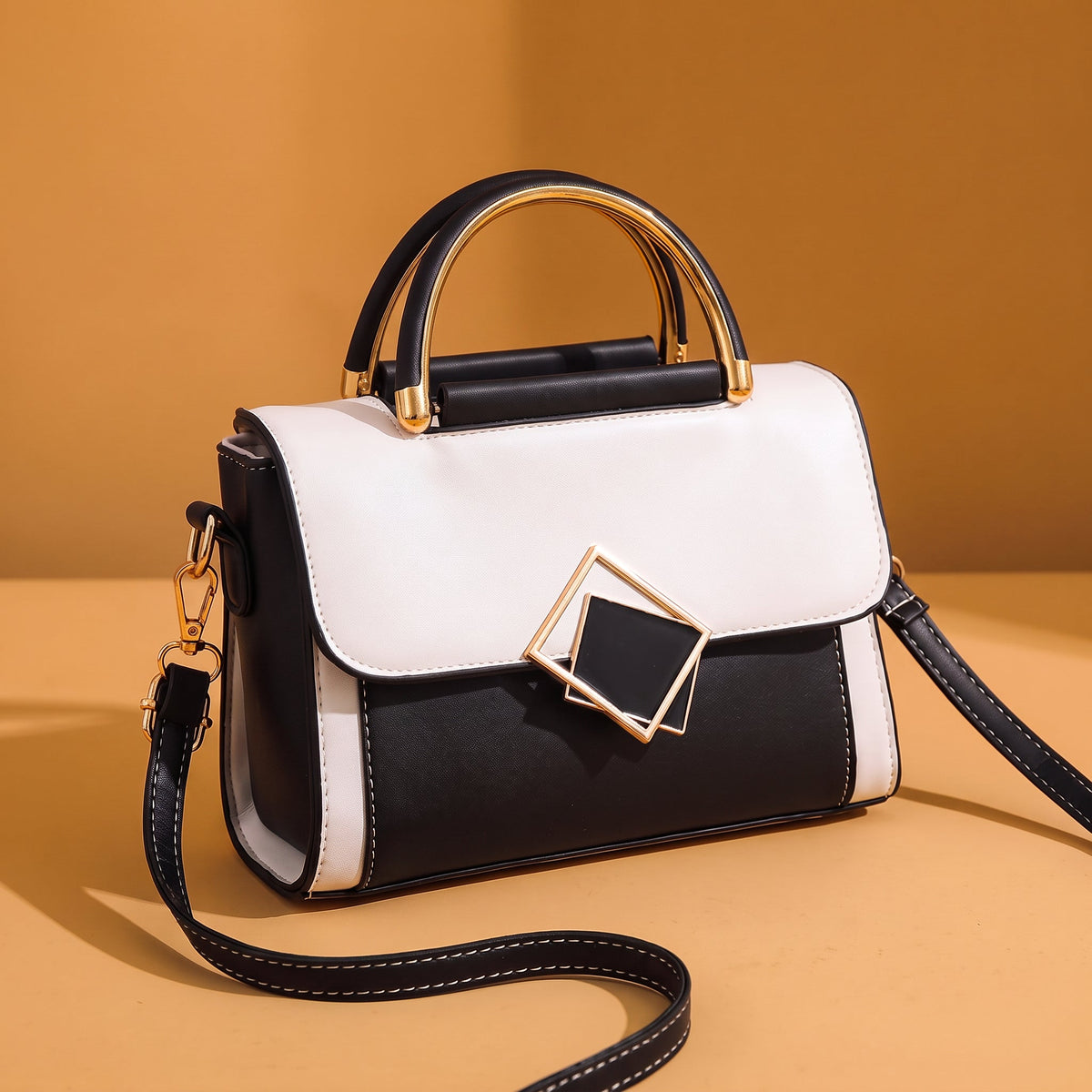 Yelena Leather Bag
