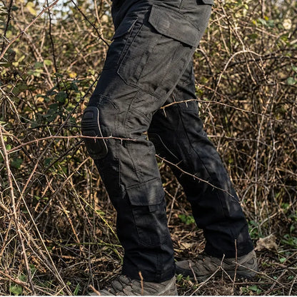 50 % RABATT – Robuste Herren-Cargohose mit integrierten Kniepolstern
